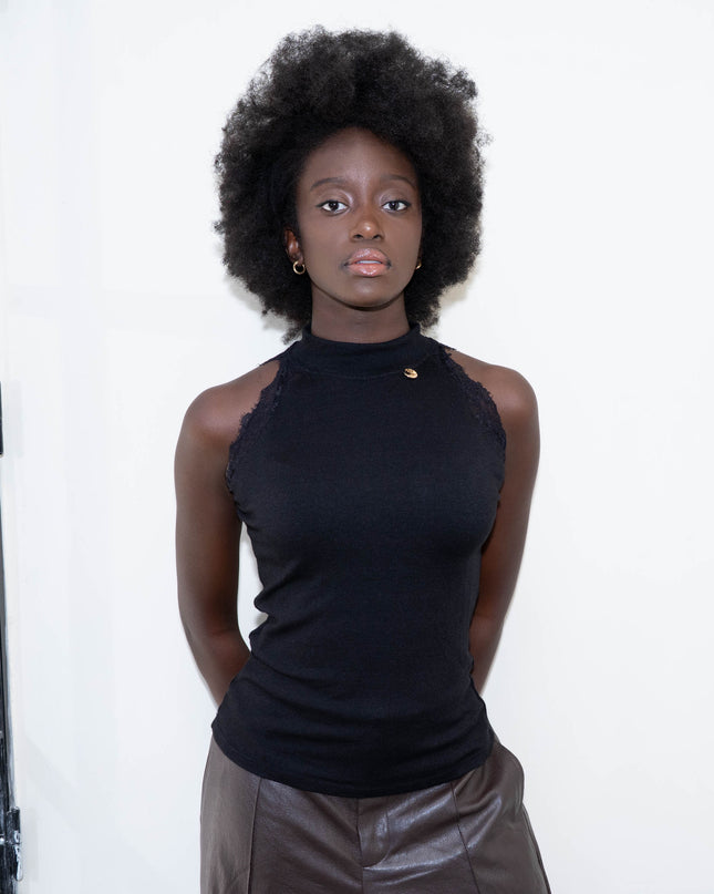 MAG8154 MAGLIA CON PIZZO NERO