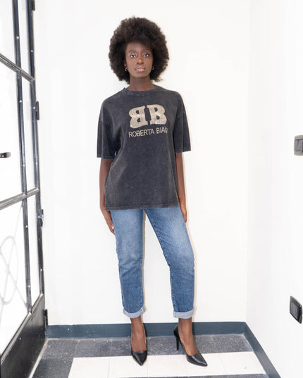 MAG8150 T-SHIRT CON BORCHIE NERO