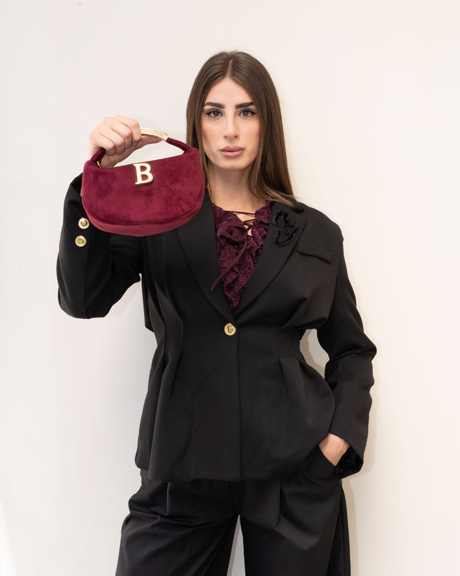 GIA1192 GIACCA CON RICAMO BAVERO NERO