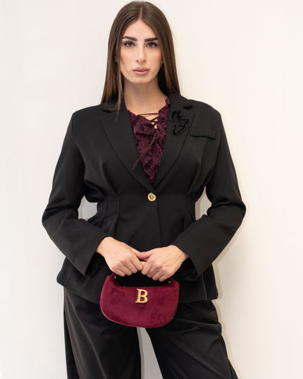 GIA1192 GIACCA CON RICAMO BAVERO NERO