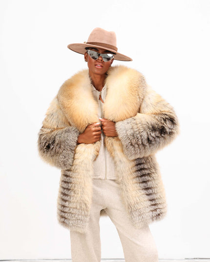 GIA1177 GIACCA LUNGA IN VOLPE BEIGE
