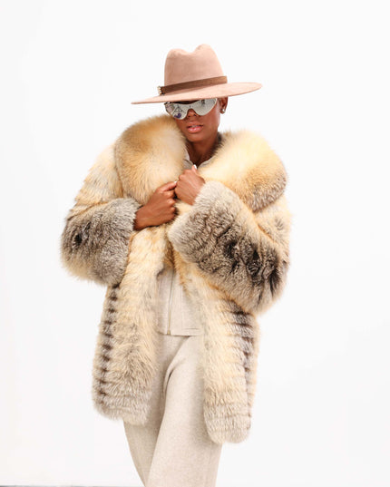 GIA1177 GIACCA LUNGA IN VOLPE BEIGE