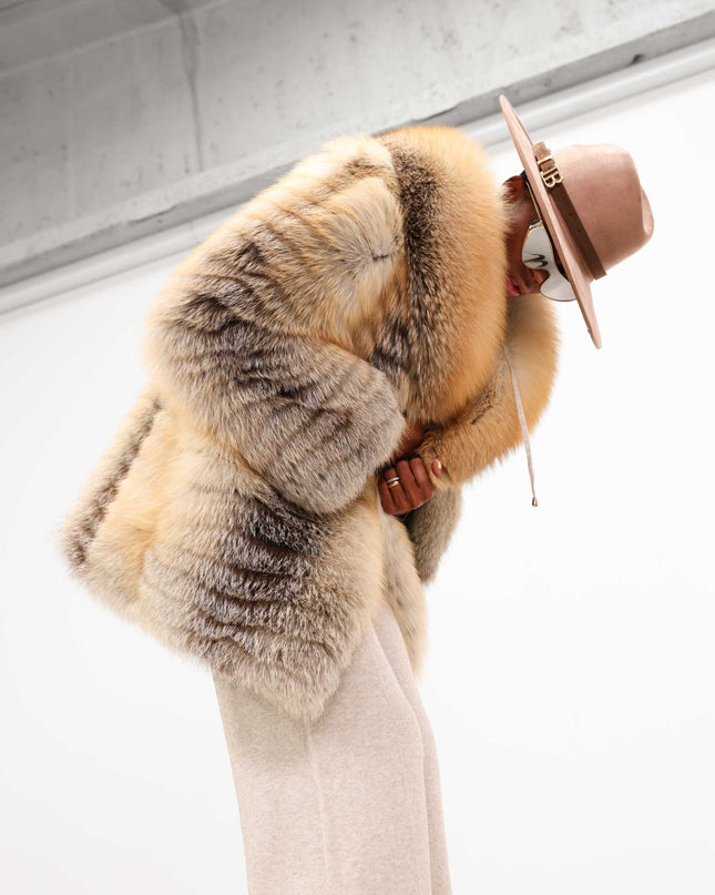 GIA1177 GIACCA LUNGA IN VOLPE BEIGE