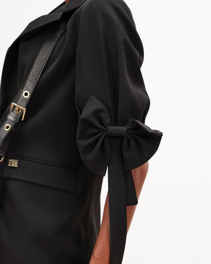 COM1267 TAILLEUR CON FIOCCHI SU MANICHE NERO