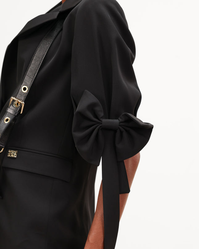 COM1267 TAILLEUR CON FIOCCHI SU MANICHE NERO