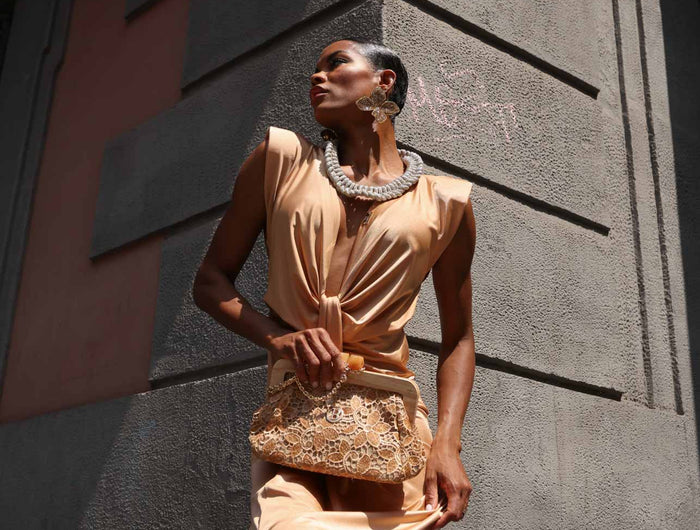 <h2>"Find the look that will make you shine like never before."</h2>