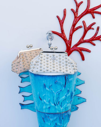BO01779 CLUTCH CON BORCHIE BIANCO