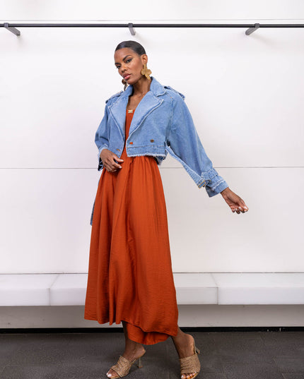 Cropped denim jacket with belt and gold details